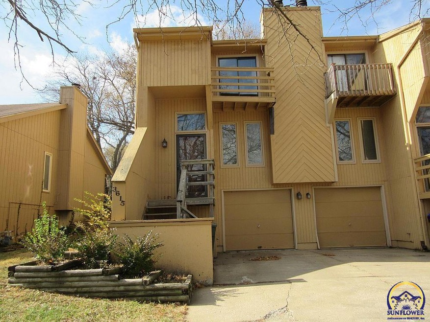 3615 SW Eveningside Dr, Topeka, KS 66614 - photo 1