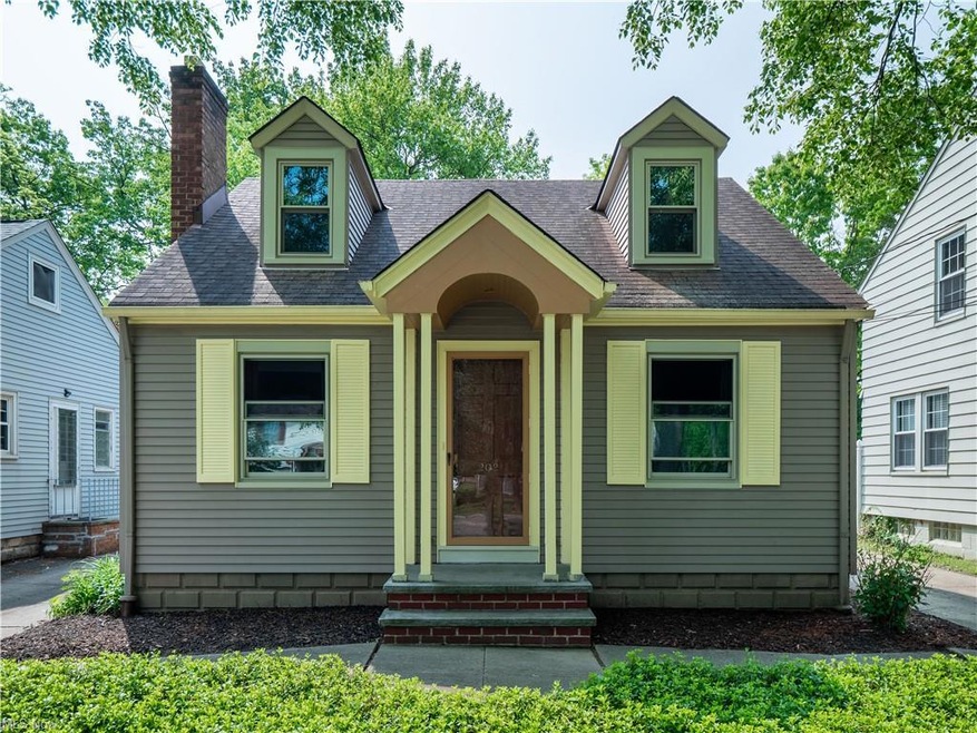 Sold $121,500 • Co-Listing Agent