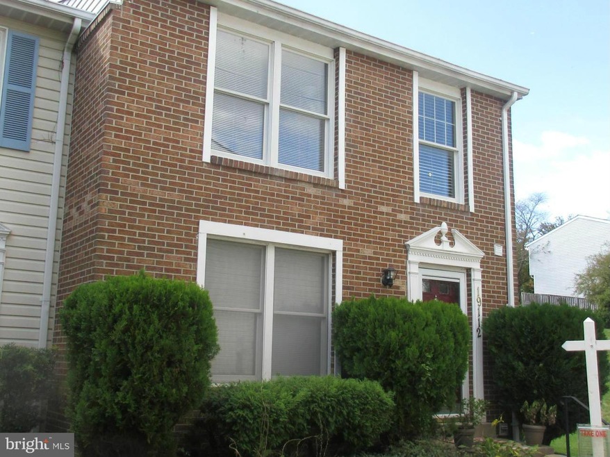 19112 Partridge Wood Dr, Germantown, MD 20874 - photo 1