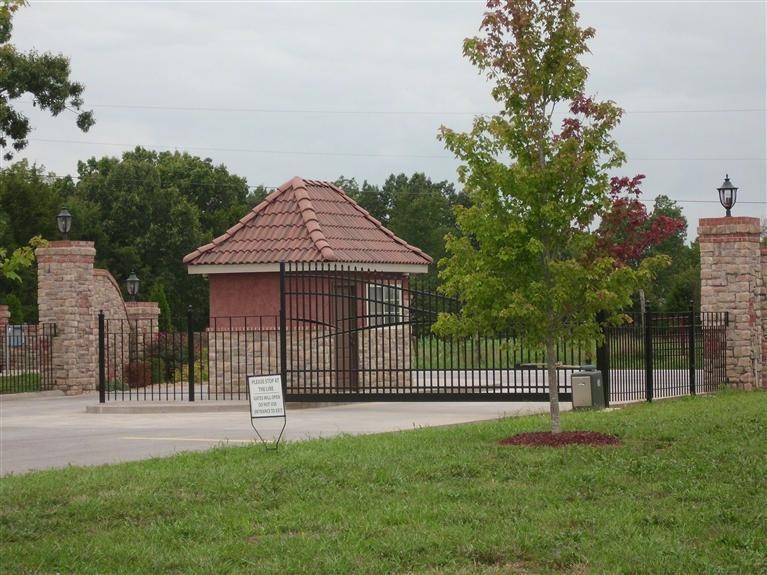 908 W Sole Dr, Nixa, MO 65714 - photo 1