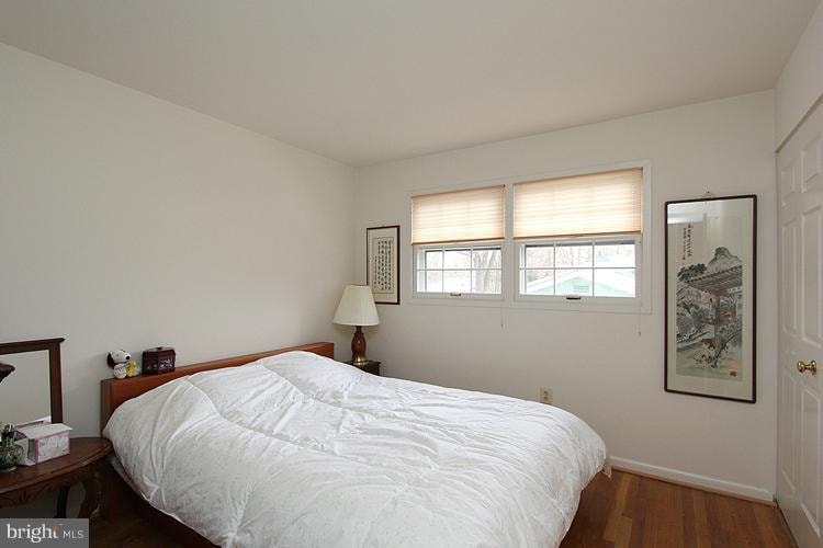 4508 Bestor Dr, Rockville, MD 20853 - photo 1