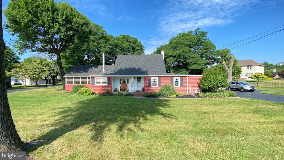 2934 Eagleville Rd, Norristown, PA 19403 - photo 1