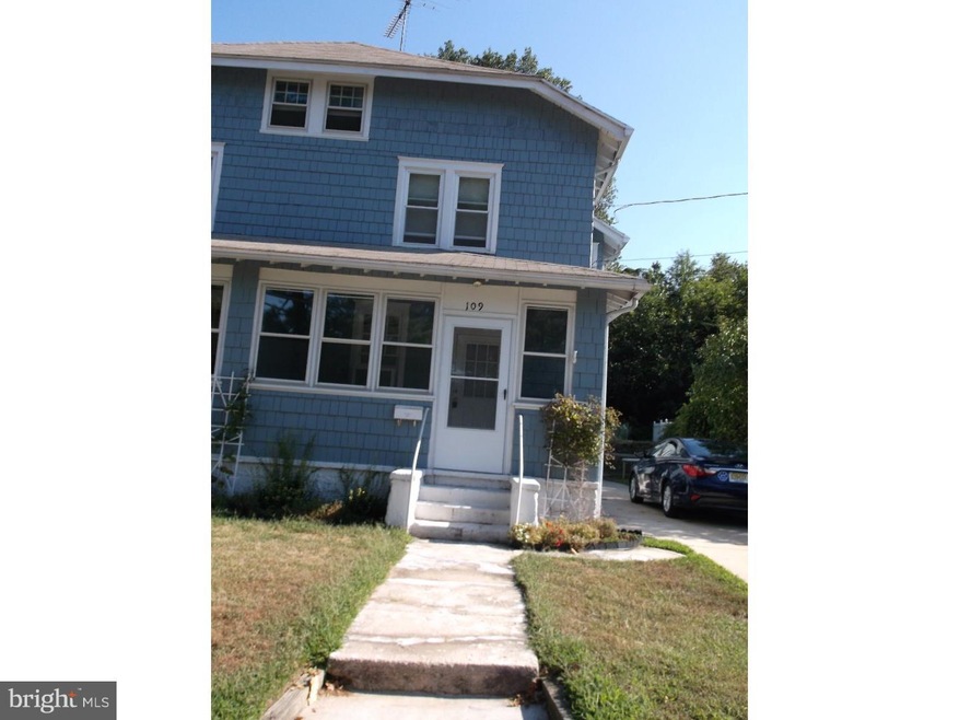 109 Franklin St, Swedesboro, NJ 08085 - photo 1