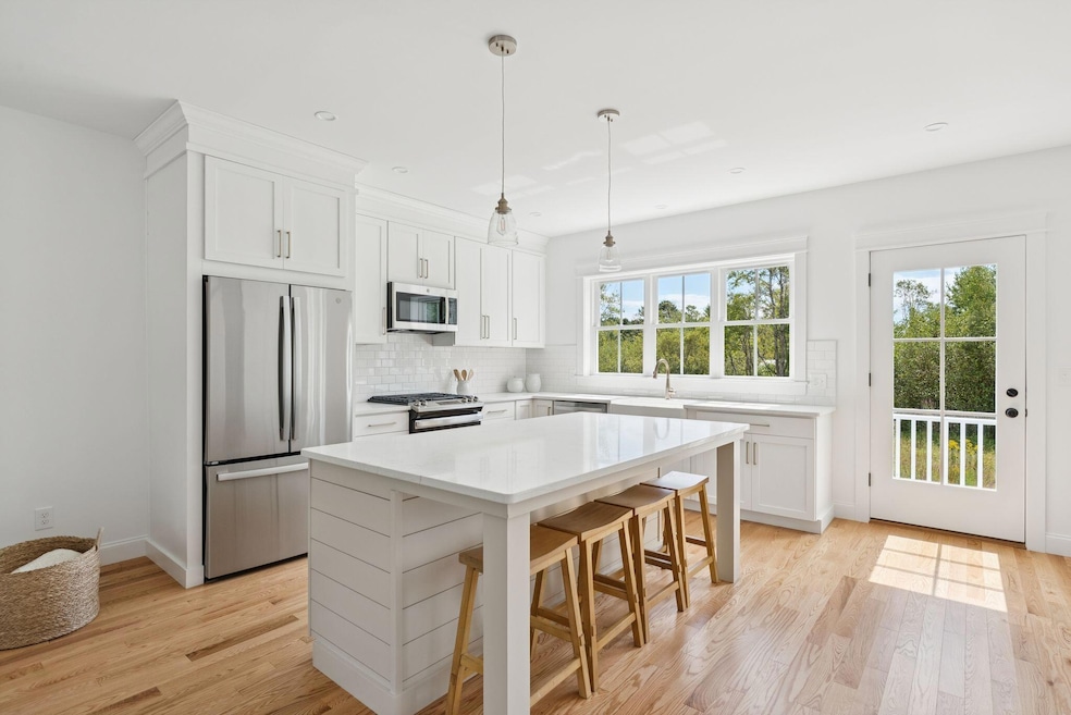 14 Holbrook Farms Way unit 1, Scarborough, ME 04074 - photo 1