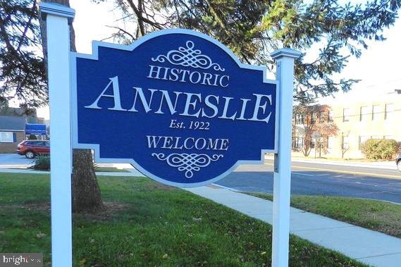 530 Murdock Rd, Baltimore, MD 21212 - photo 1