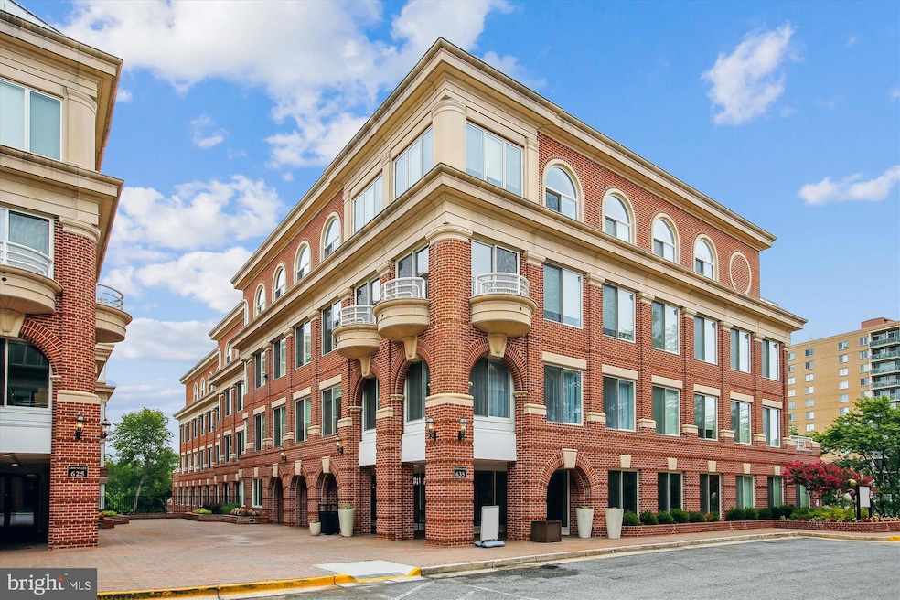 Towngate North unit 404, Alexandria, VA 22314 - photo 1