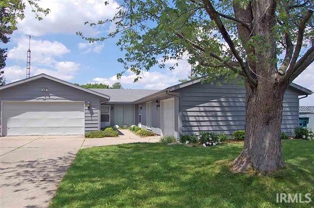 100 W Charter Dr, Muncie, IN 47303 - photo 1