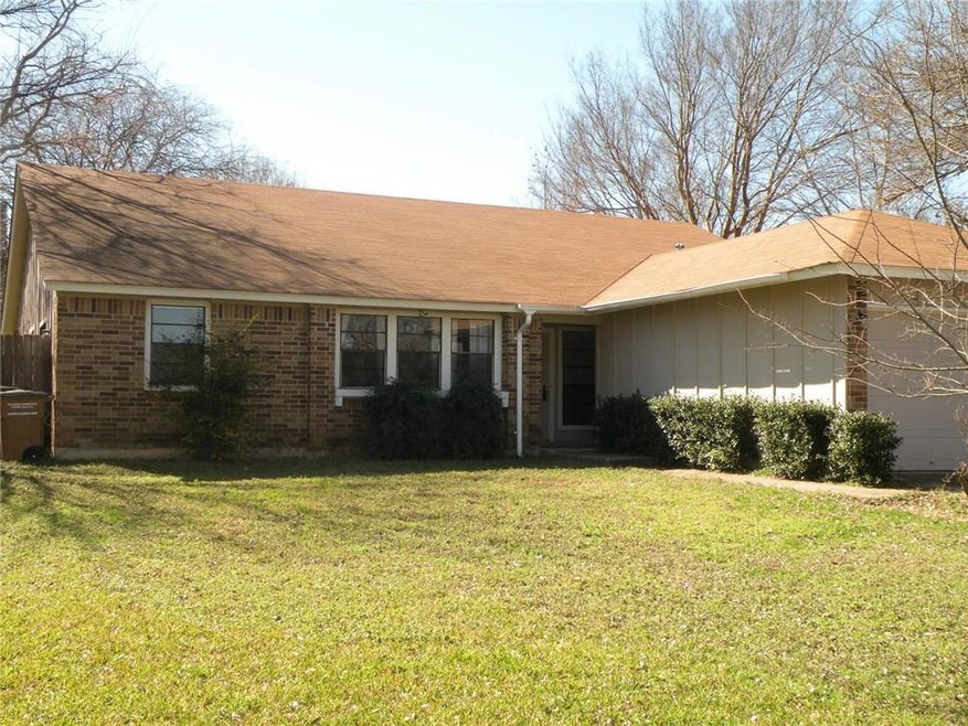 WELCOME TO 12406 TREE LINE DRIVE!