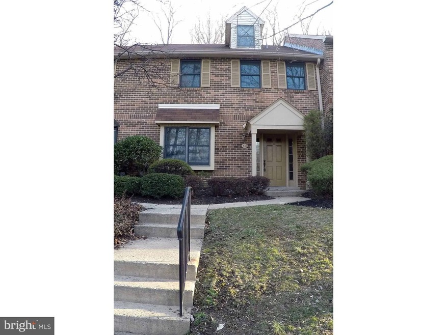 310 Albans Ct, Malvern, PA 19355 - photo 1