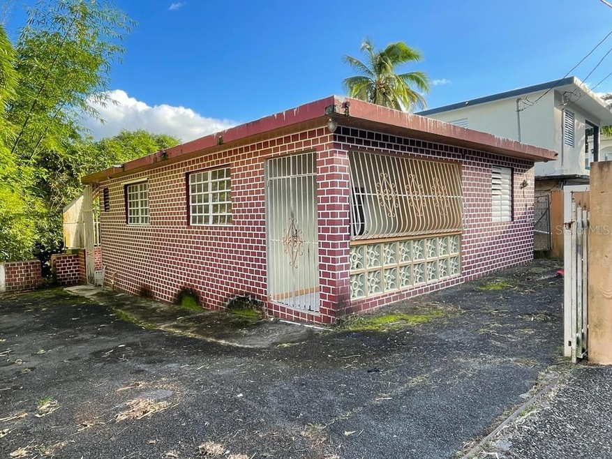 5th Street Sector La Morenita Bo Guaraguao unit 157, Bayamon, PR 00956 - photo 1