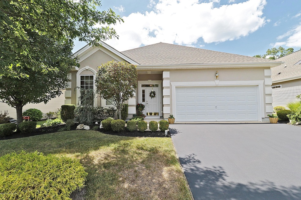 50 Gables Way