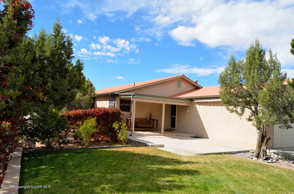 5525 Evergreen Dr, Farmington, NM 87402 - photo 1