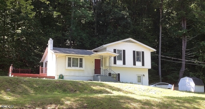 8 Hillside Rd, Montague, NJ 07827 - photo 1