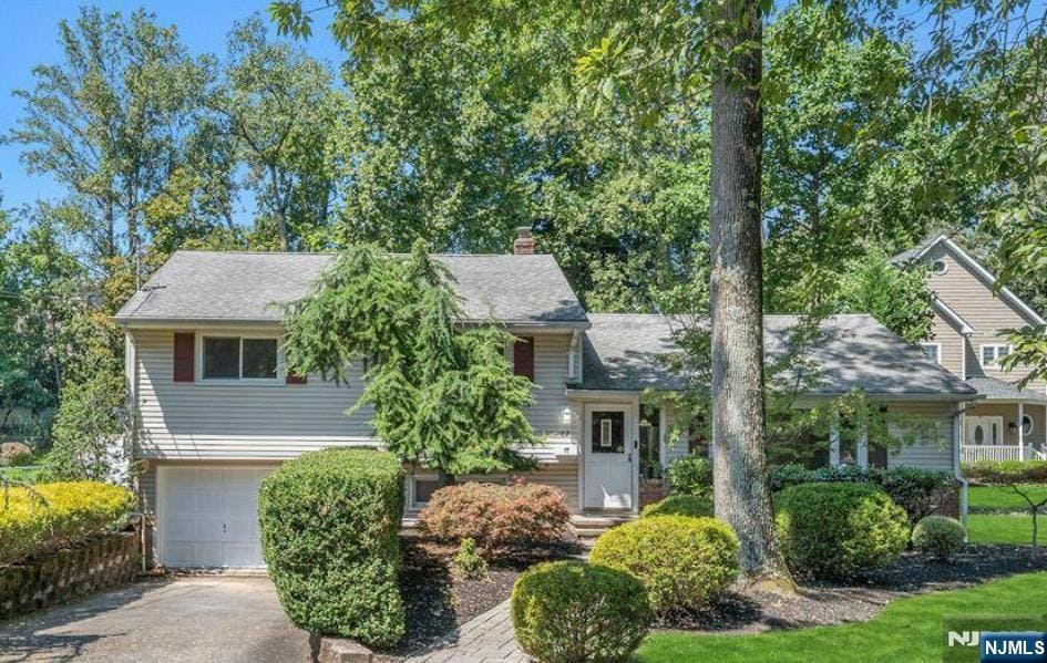 82 Little Falls Rd, Cedar Grove, NJ 07009 - photo 1