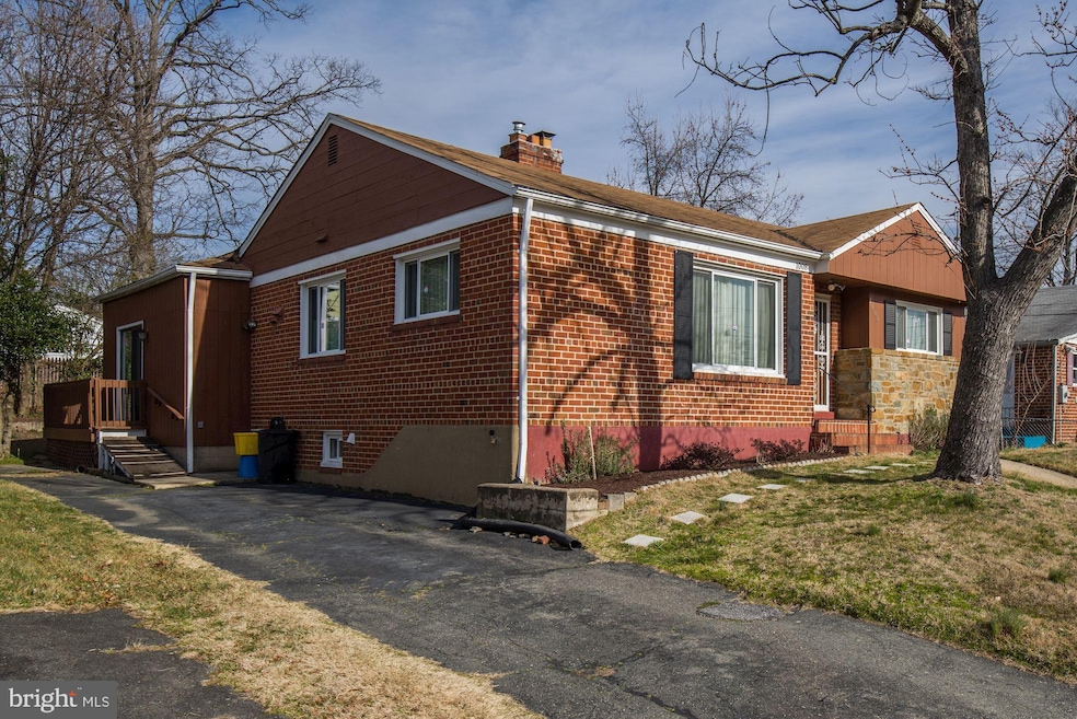 1008 Anne St, Takoma Park, MD 20912 - photo 1