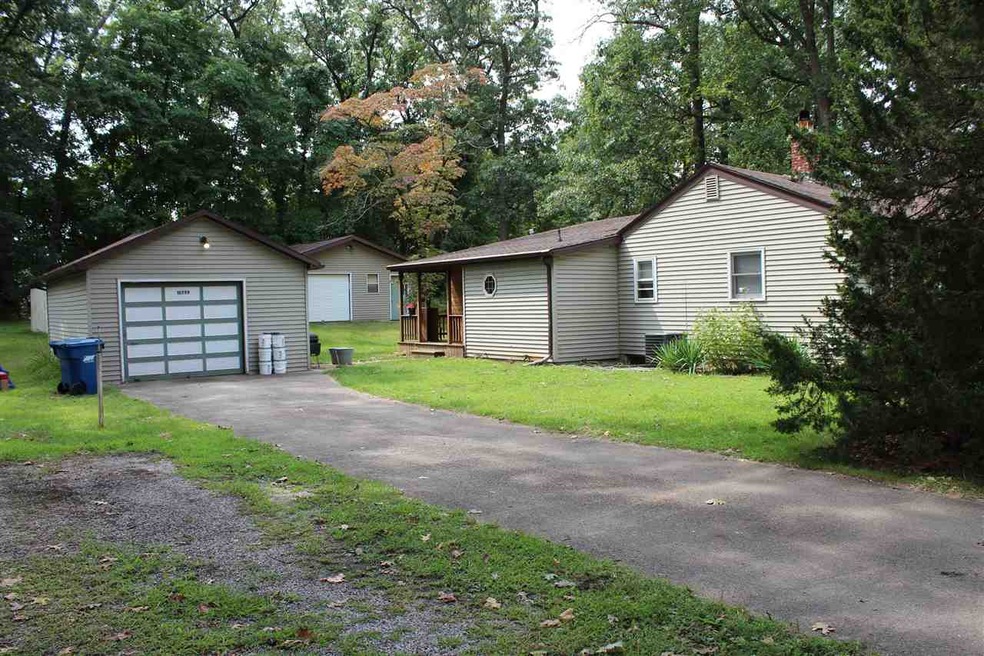 10799 E Kanney Ave, Walkerton, IN 46574 - photo 1