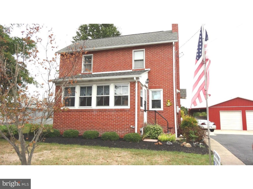 1012 Grosstown Rd, Pottstown, PA 19464 - photo 1