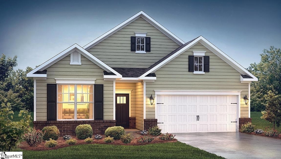 204 Keating St, Greenwood, SC 29649 - photo 1