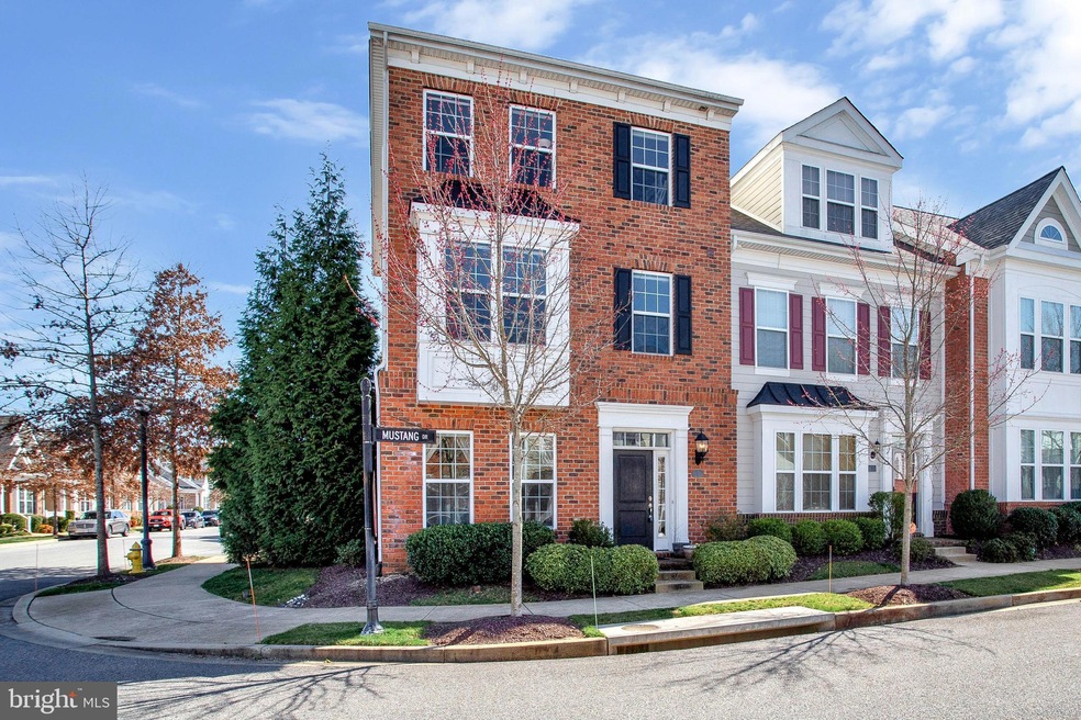 1 Mustang Dr, La Plata, MD 20646 - photo 1