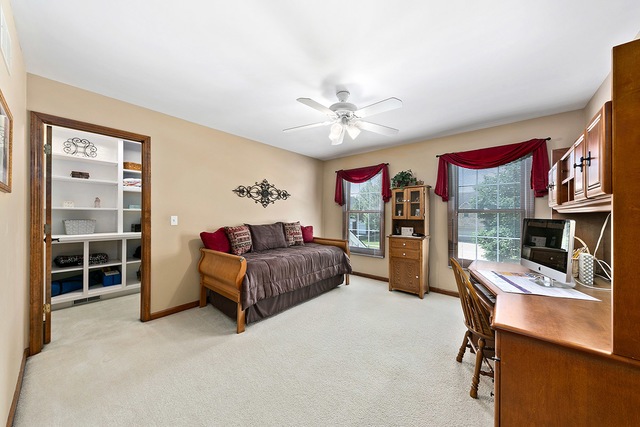 4851 Fesseneva Ln, Naperville, IL 60564 - photo 1