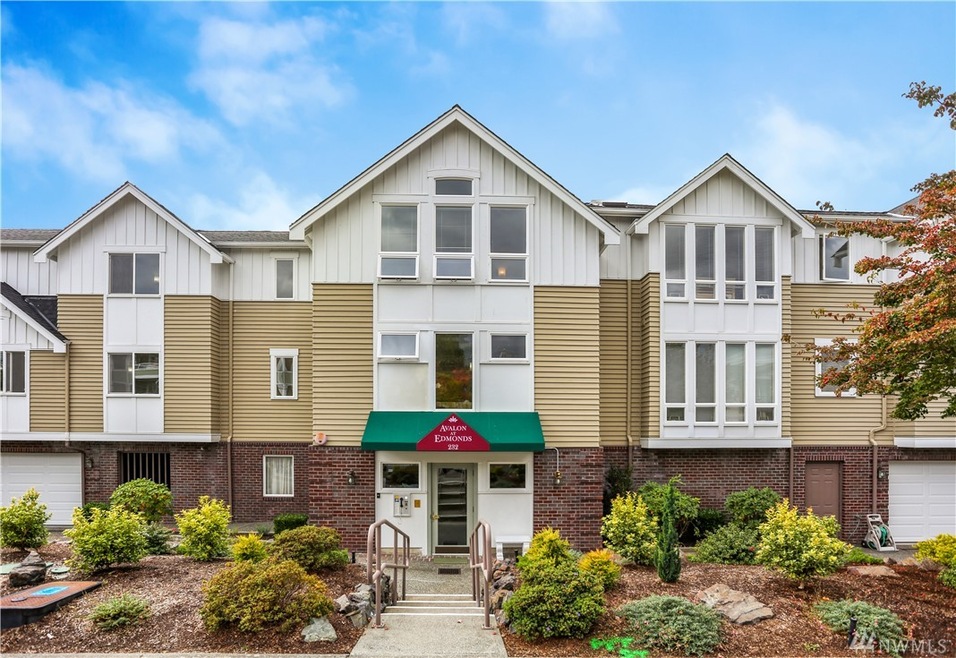 232 4th Ave S unit 201, Edmonds, WA 98020 - photo 1