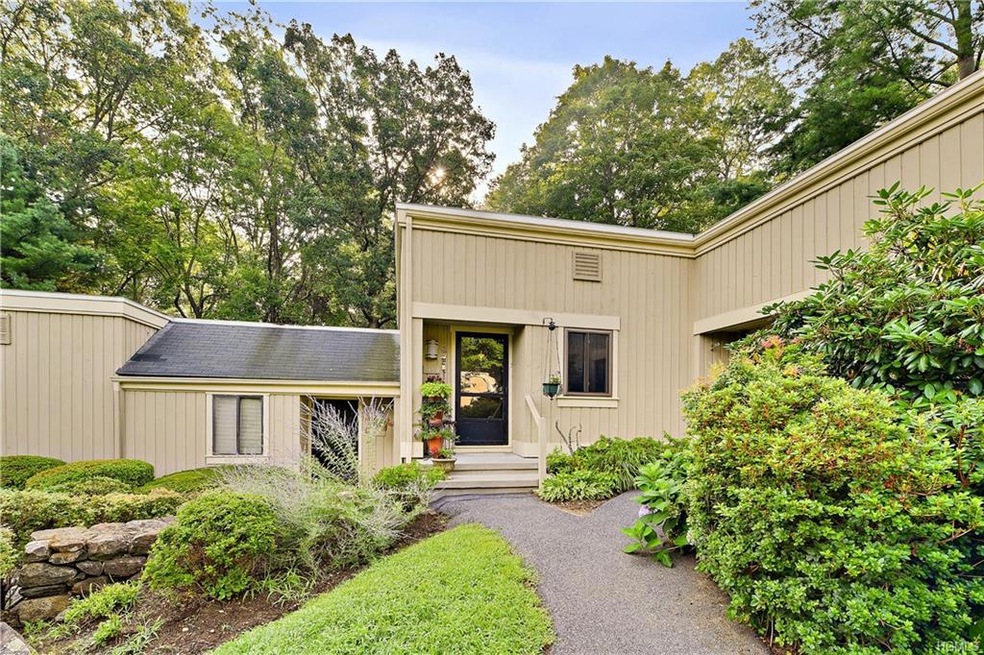 165 Heritage Hills unit B, Somers, NY 10589 - photo 1