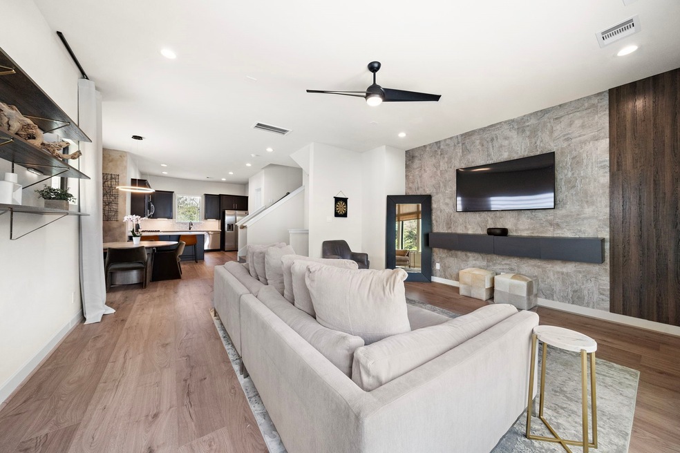 4508 Trevor Park Ln, Houston, TX 77018 - photo 1