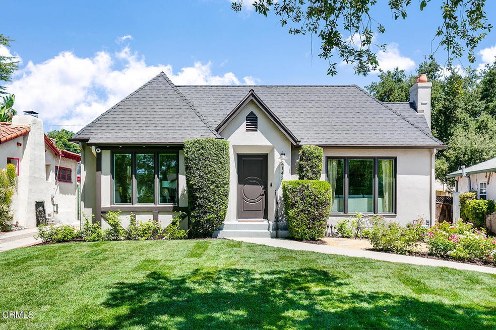 Sold $1,900,000 • Co-Listing Agent