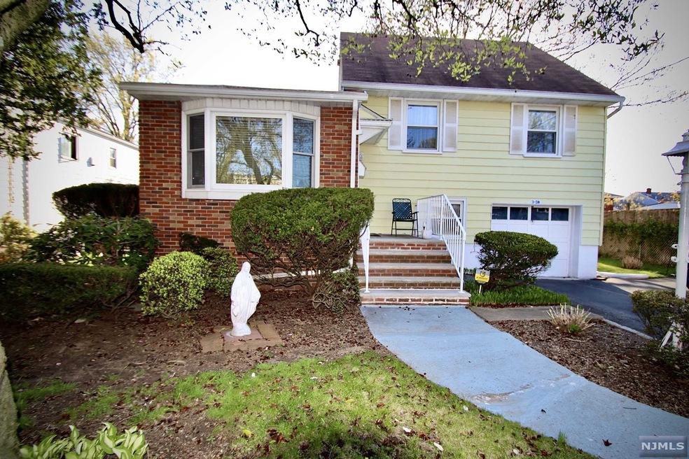 3-20 30th St unit 1X, Fair Lawn, NJ 07410 - photo 1