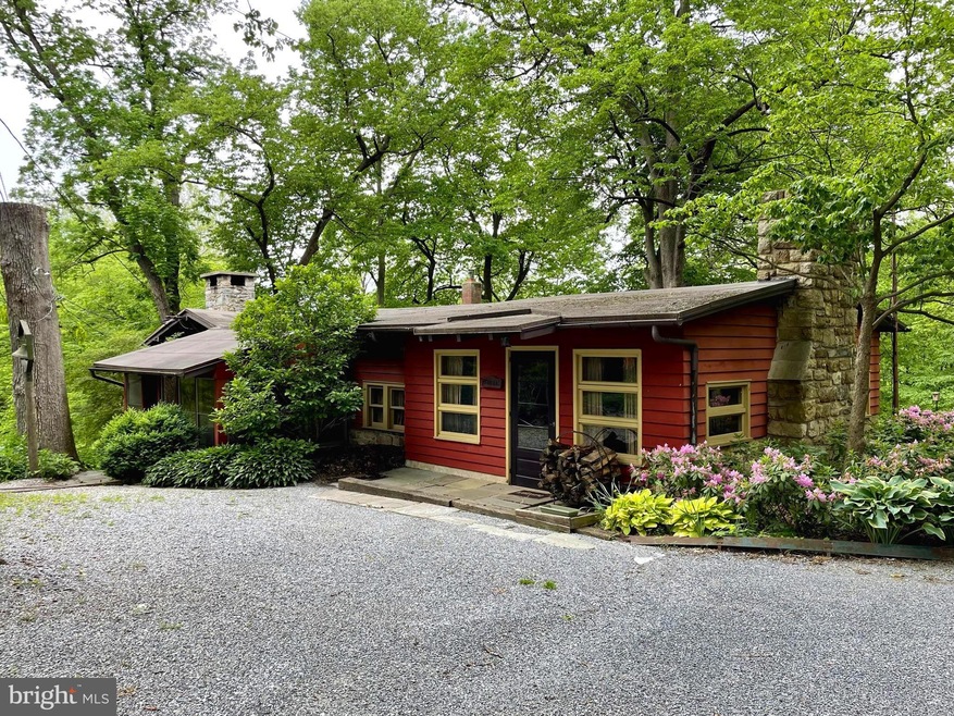 137 Longenecker Rd, Mount Joy, PA 17552 - photo 1