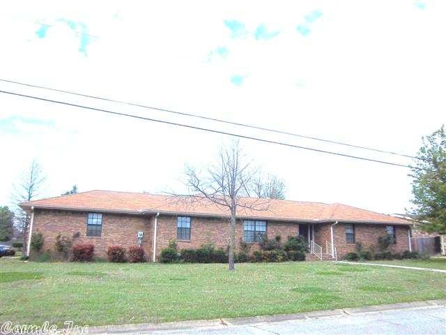 502 Bellwood Dr, Paragould, AR 72450 - photo 1