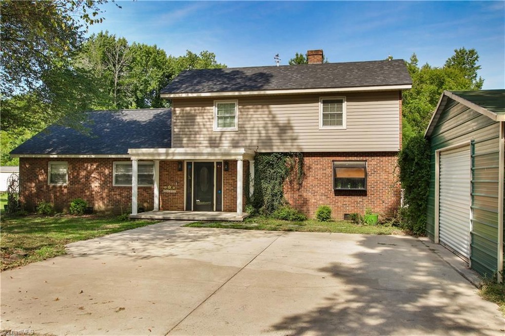 507 Chestnut St, Asheboro, NC 27203 - photo 1