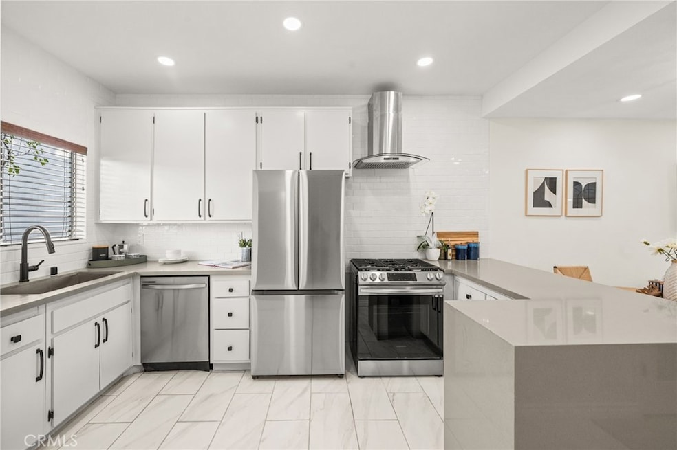 2500 Abbot Kinney Blvd unit 5, Venice, CA 90291 - photo 1