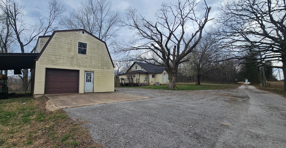 280 Ruby Ln. Spokane, MO