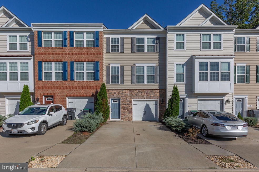 Under Contract $445,000