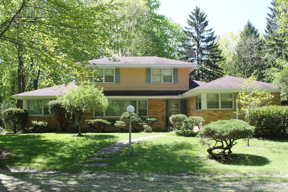 4462 Sawyer Rd, Sawyer, MI 49125 - photo 1