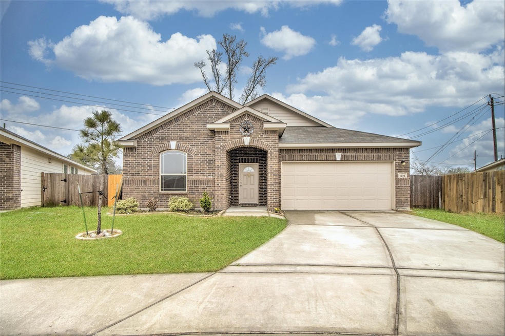 7402 Wheatley Gardens Dr, Houston, TX 77016 - photo 1