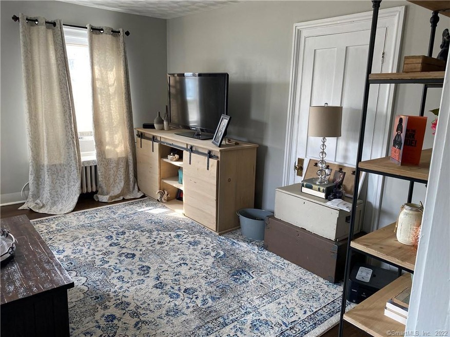 70 West St unit 2, Cromwell, CT 06416 - photo 1