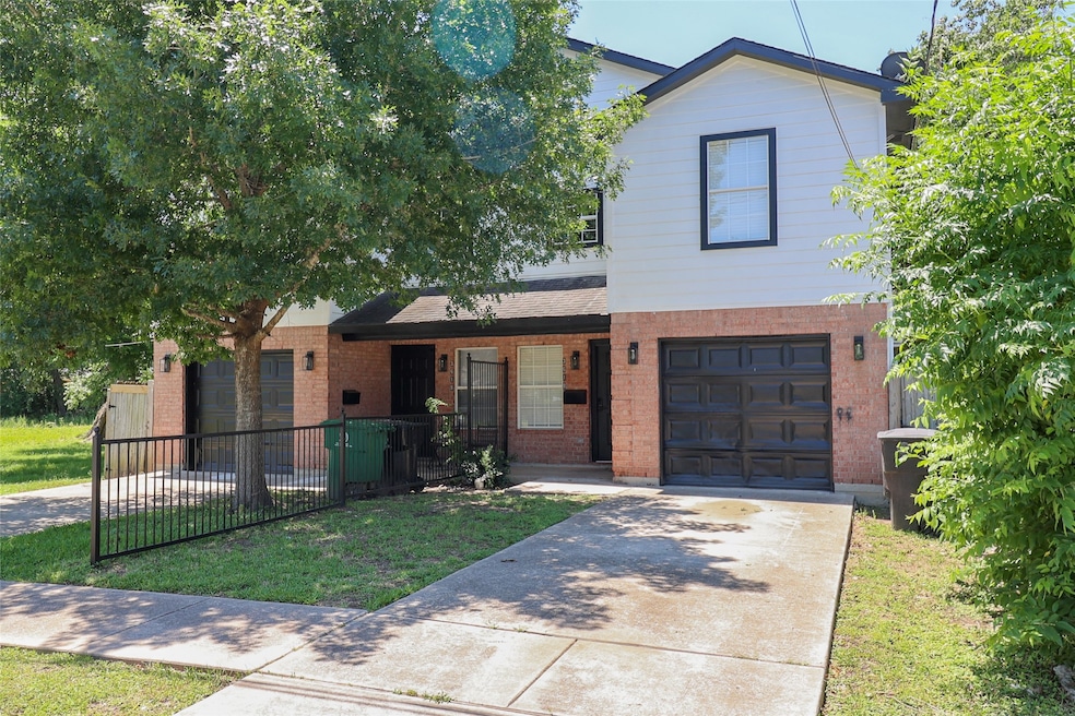 Unit A (left) is for rent. These are photos from Unit B (right)'s listing. New photos are pending.