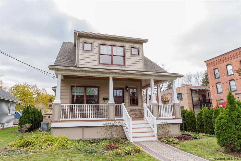 52 Waterbury St, Saratoga Springs, NY 12866 - photo 1