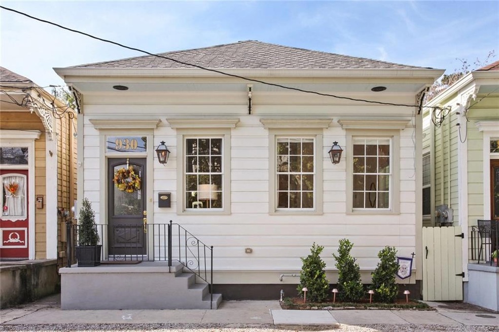 930 Dufossat St, New Orleans, LA 70115 - photo 1