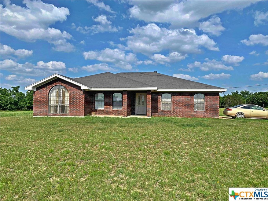 942 Wedgewood Dr, Copperas Cove, TX 76522 - photo 1