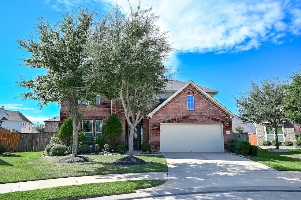 27543 Fleming Bluff Ct, Fulshear, TX 77441 - photo 1