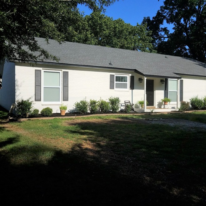 421 Eddy Ln unit A, Franklin, TN 37064 - photo 1