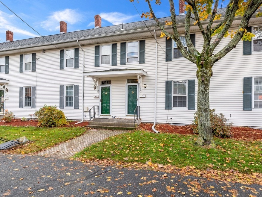 17 Sampson St unit 17, South Grafton, MA 01560 - photo 1