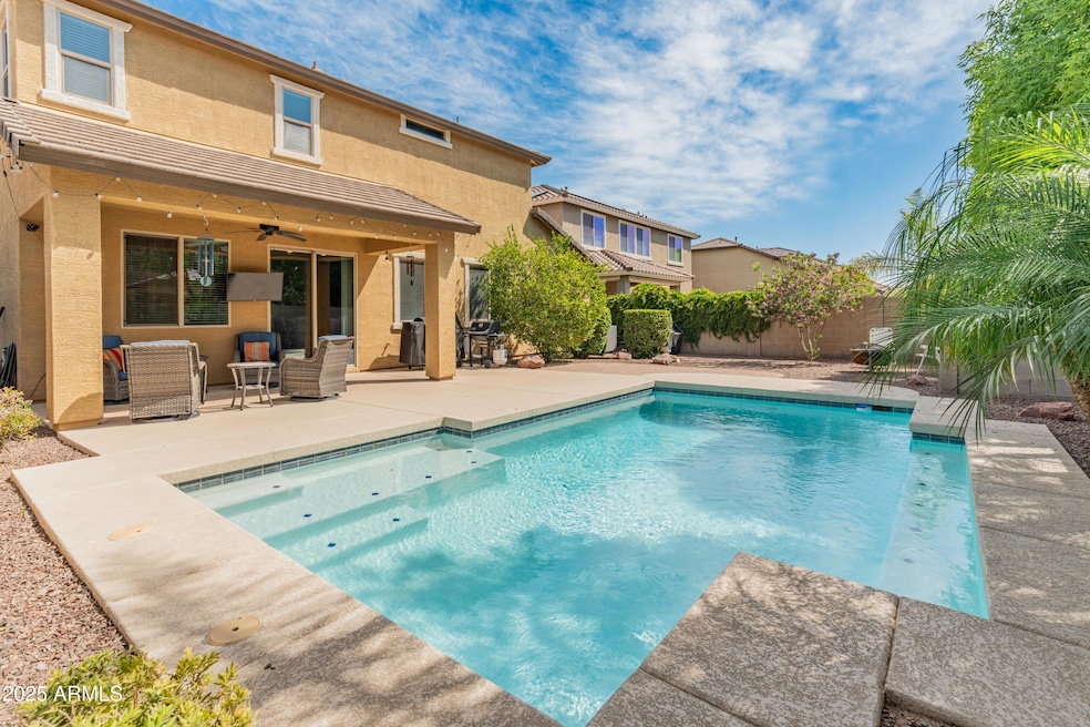 3501 E Apricot Ln-12