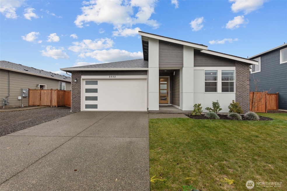 3552 Edith Ave, Enumclaw, WA 98022 - photo 1