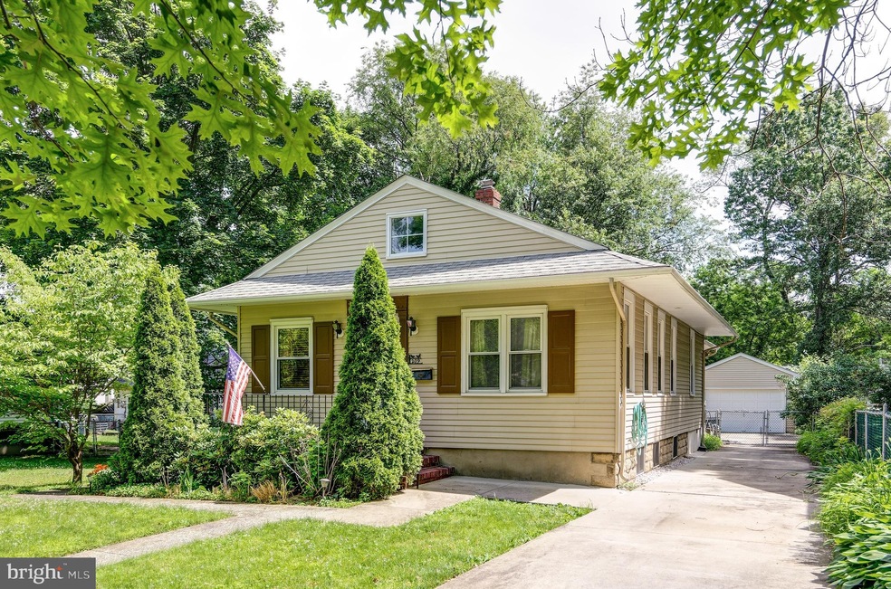 209 S Barrett Ave, Audubon, NJ 08106 - photo 1