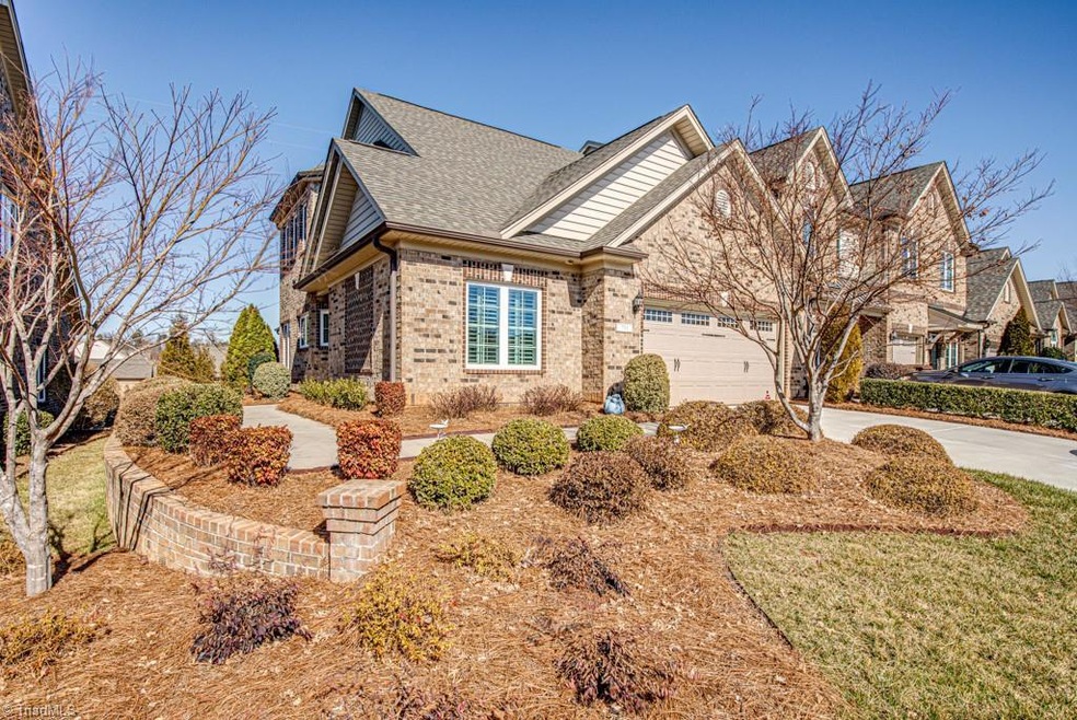 731 Piedmont Crossing Dr, High Point, NC 27265 - photo 1