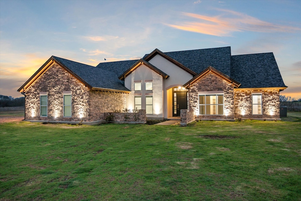 280 E P Dawson Rd unit E, Maypearl, TX 76064 - photo 1